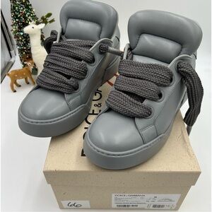 Men’s dolce Gabbana skate low tops, leather sneakers size 44 made in Italy